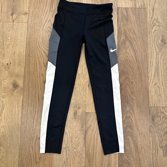 Nike Other - Girls Nike Dri Fit leggings size L